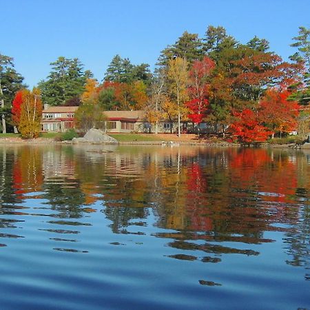 Alamoosook Lakeside Inn Orland Exteriör bild