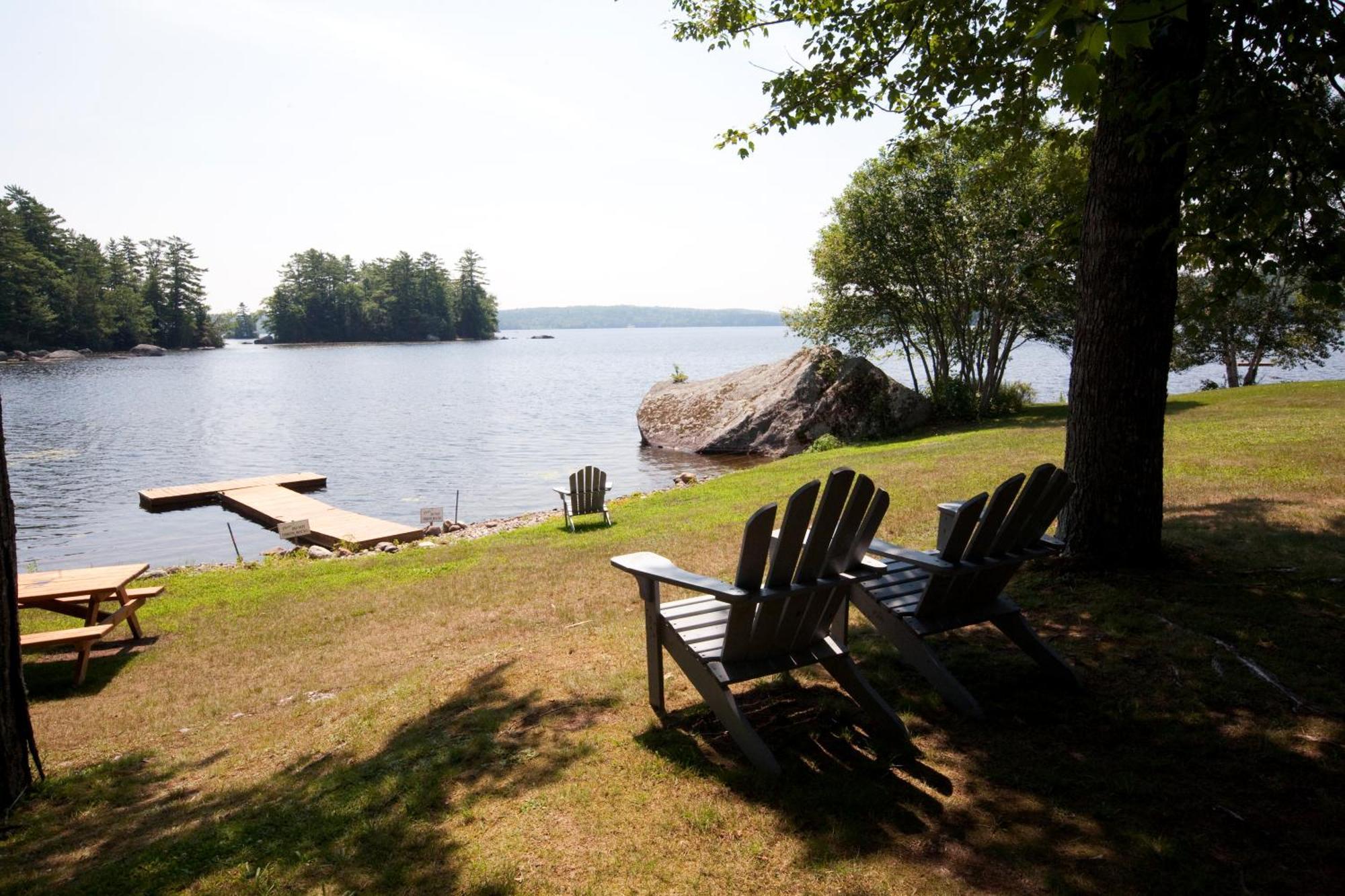 Alamoosook Lakeside Inn Orland Exteriör bild